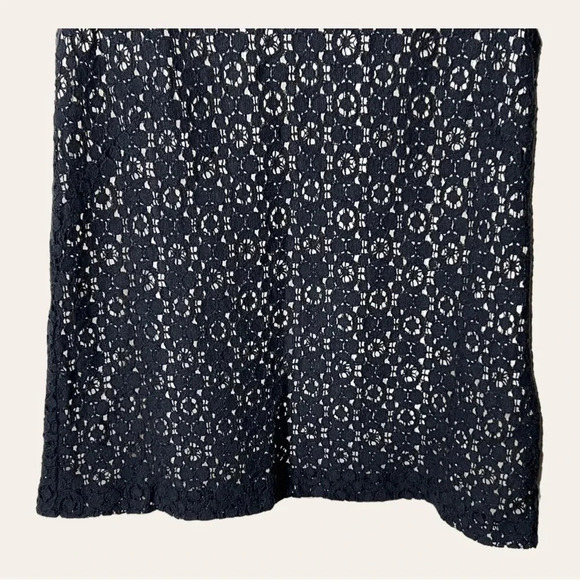 0709. J.CREW SLEEVELESS BLOUSE‎ FULL LACE WITH LINER BLACK/NUDE SIZE 0 - Picture 5 of 9